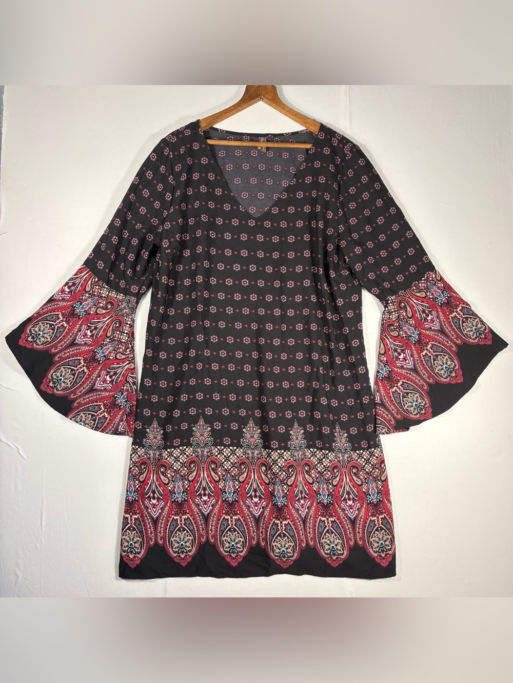 Vanity Women’s Large Black Mini Boho Dress with Red Paisley Border